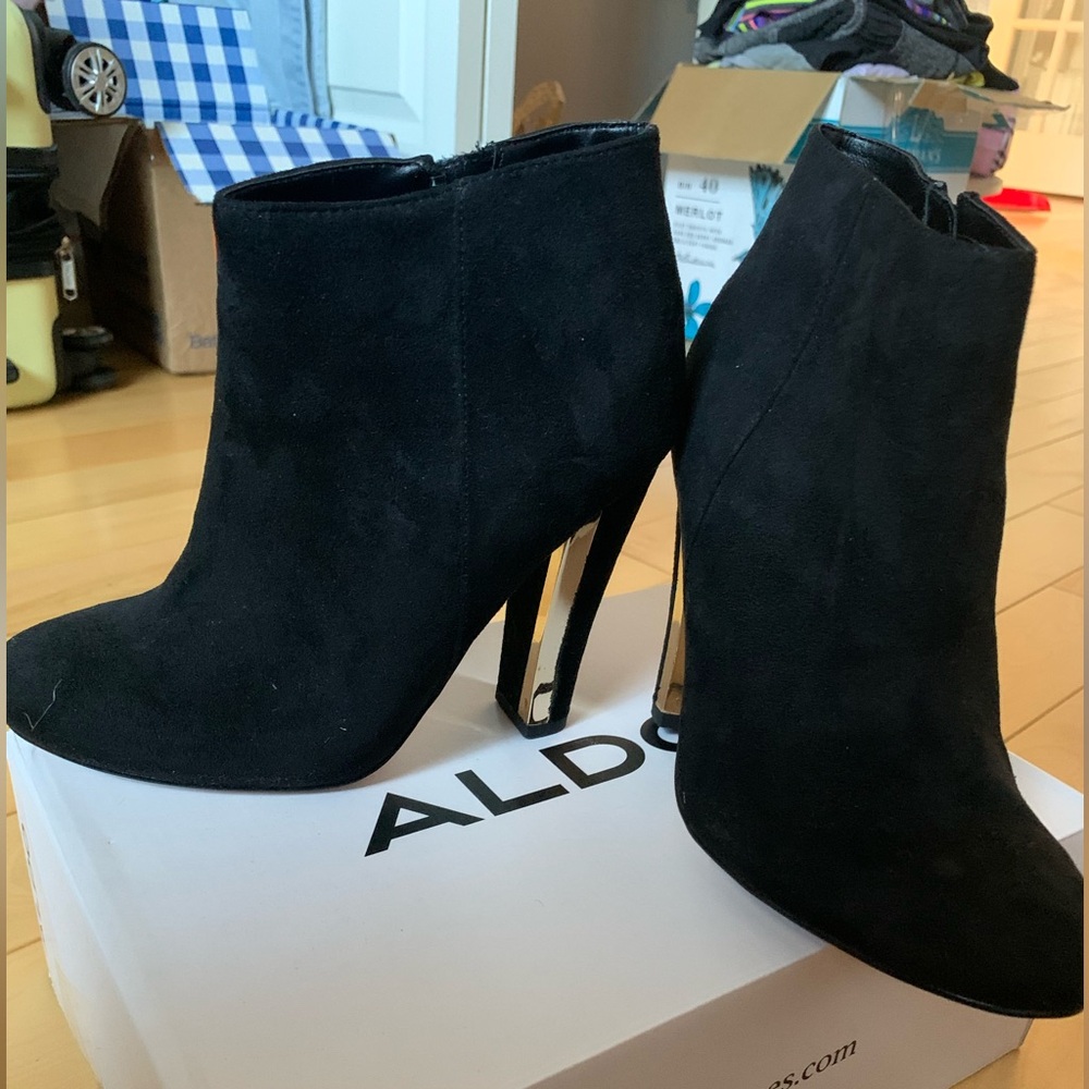 NBW cute boots ( final Sale)